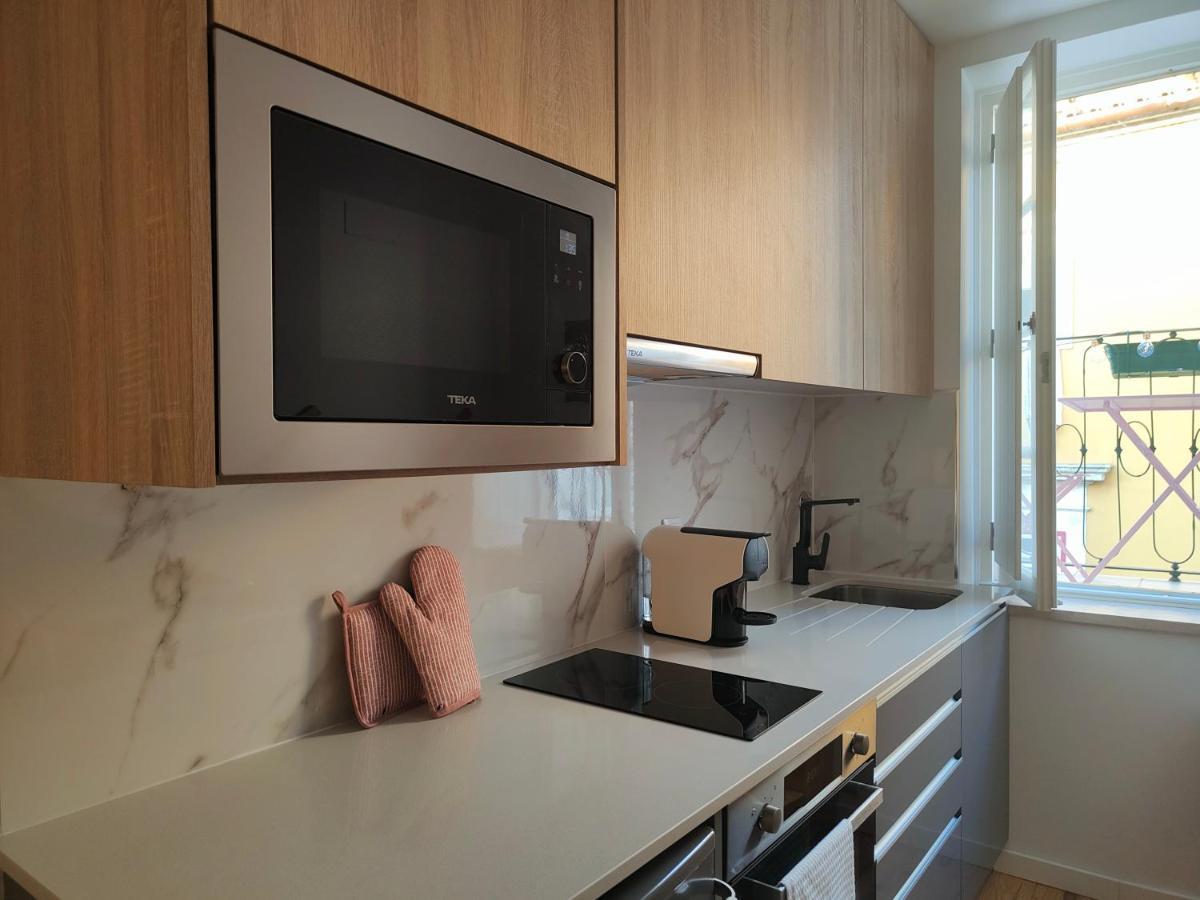 Rose Essence Aparment - Exceptional Balcony Appartement Coimbra Buitenkant foto